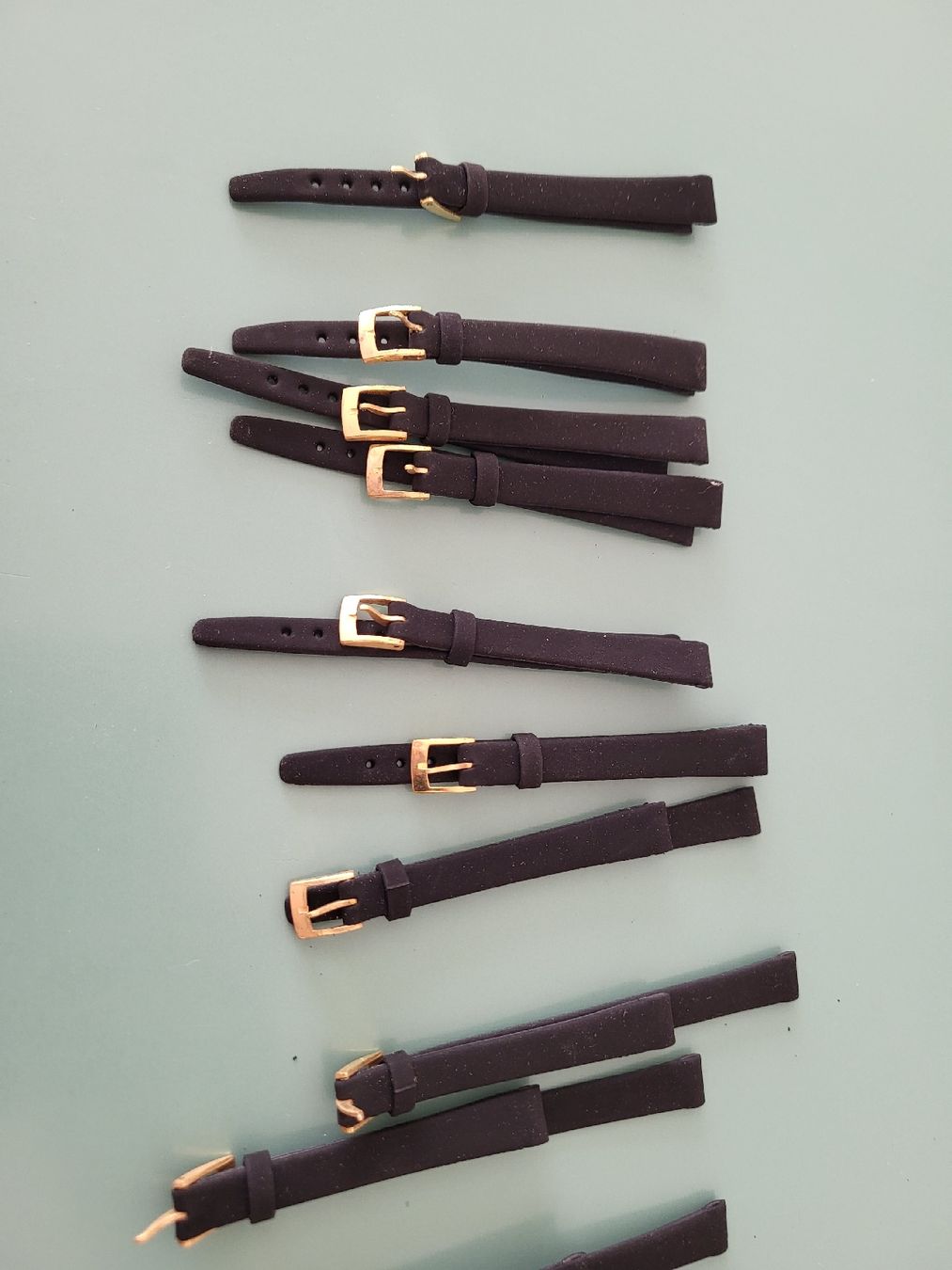 Armbänder & -reifen: 30 Uhren Armband  – Neu (gemäss Beschreibung) aus Allschwil von Uhrmach4057