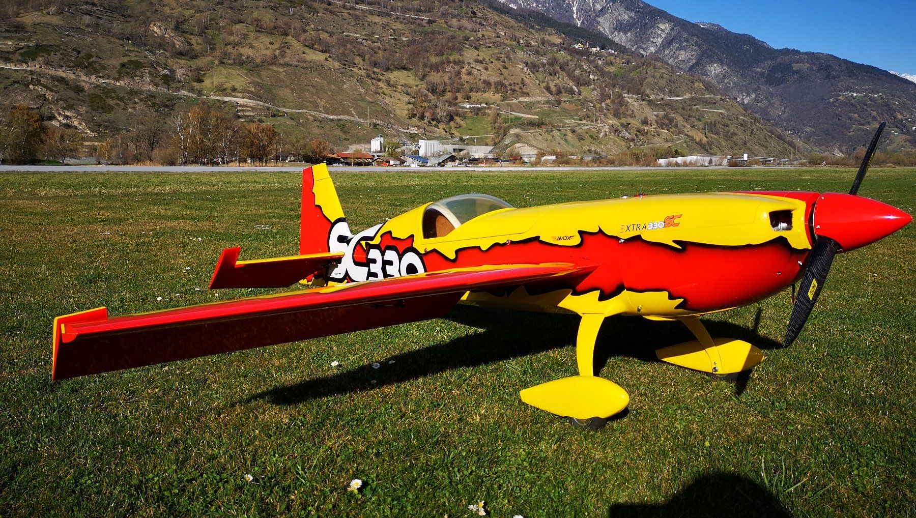 RC Kits de montage: Krill Extra 330 SC 31% – D'occasion à Biberist par groser