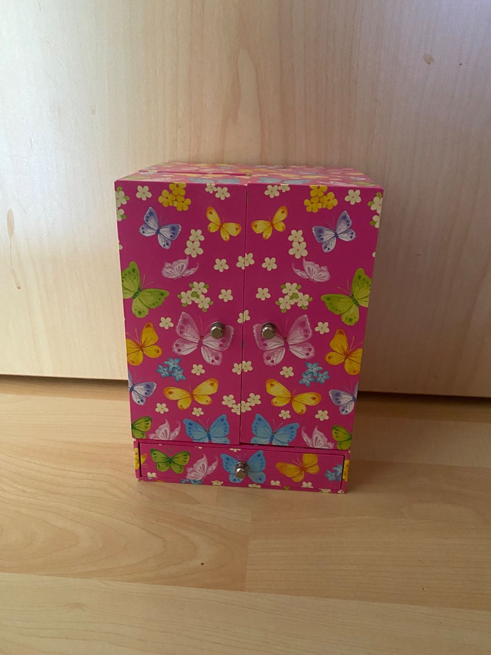 Altro per la casa: Schmuckbox für Mädchen – Usato da Waltenschwil venduto da Tracy68 2