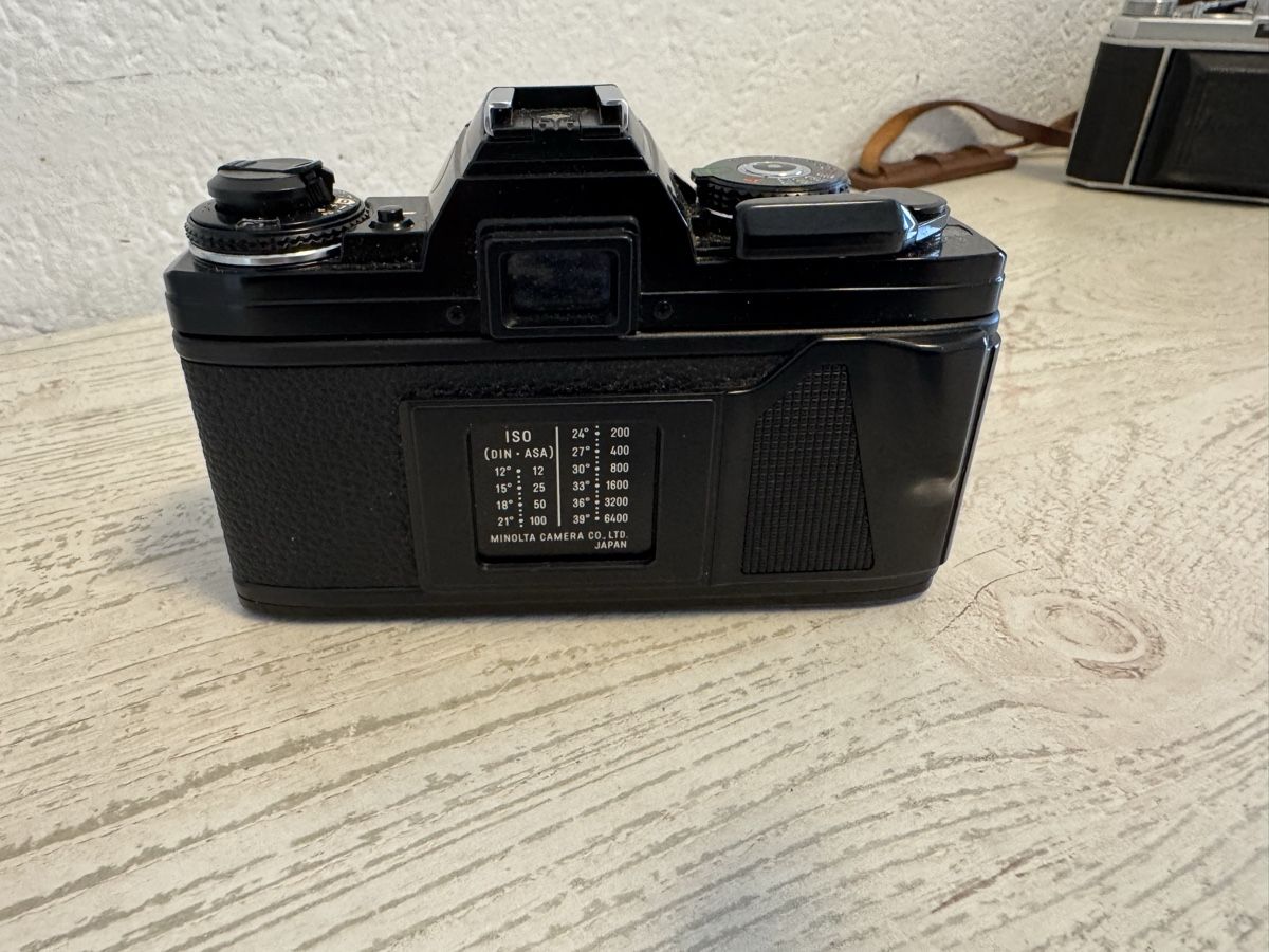 Minolta Fotocamera: Minolta x700 kamwra – Usato da Zunzgen venduto da milesdavis76 2