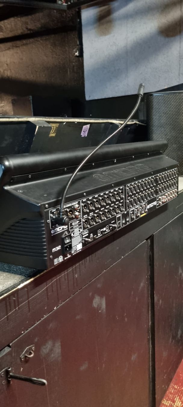 Midas Console di mixaggio: Midas M32 – Usato da Genève venduto da jmi_ml2r 1