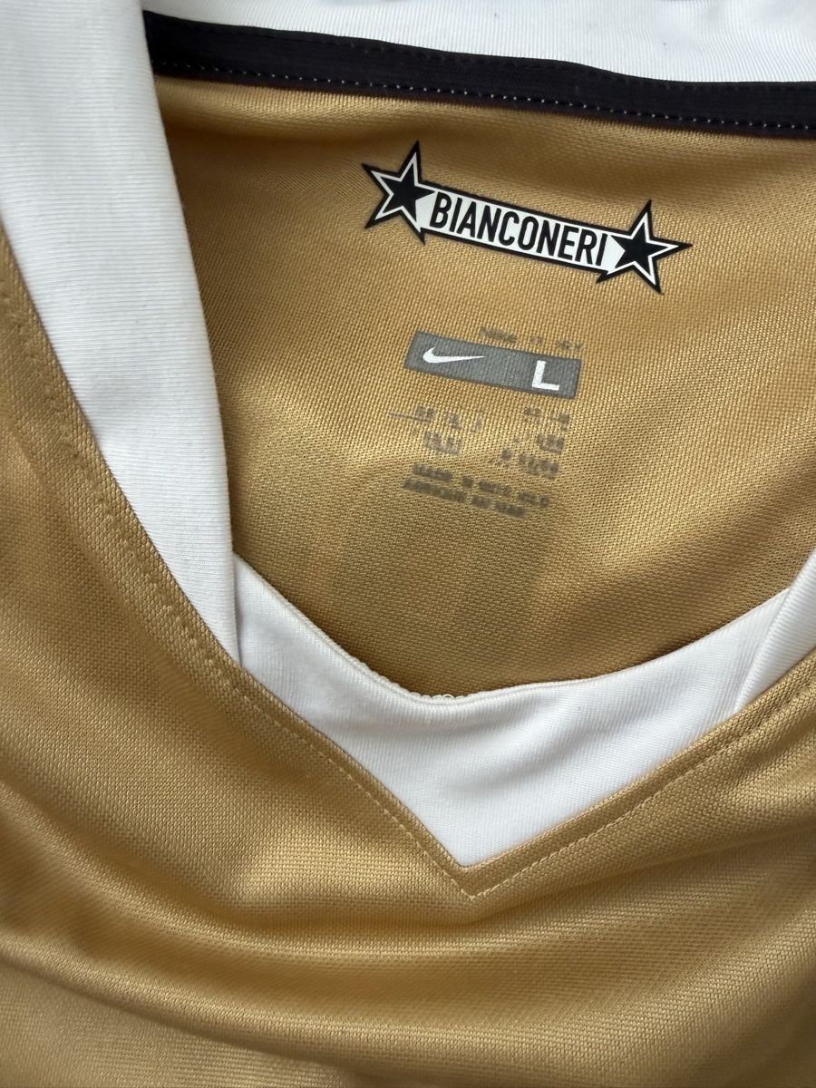 Nike Canottiere & Pantaloni: Juventus Nike 2008/09 Away / 2009/10 Third  – Usato da Meggen venduto da Patti_ 4
