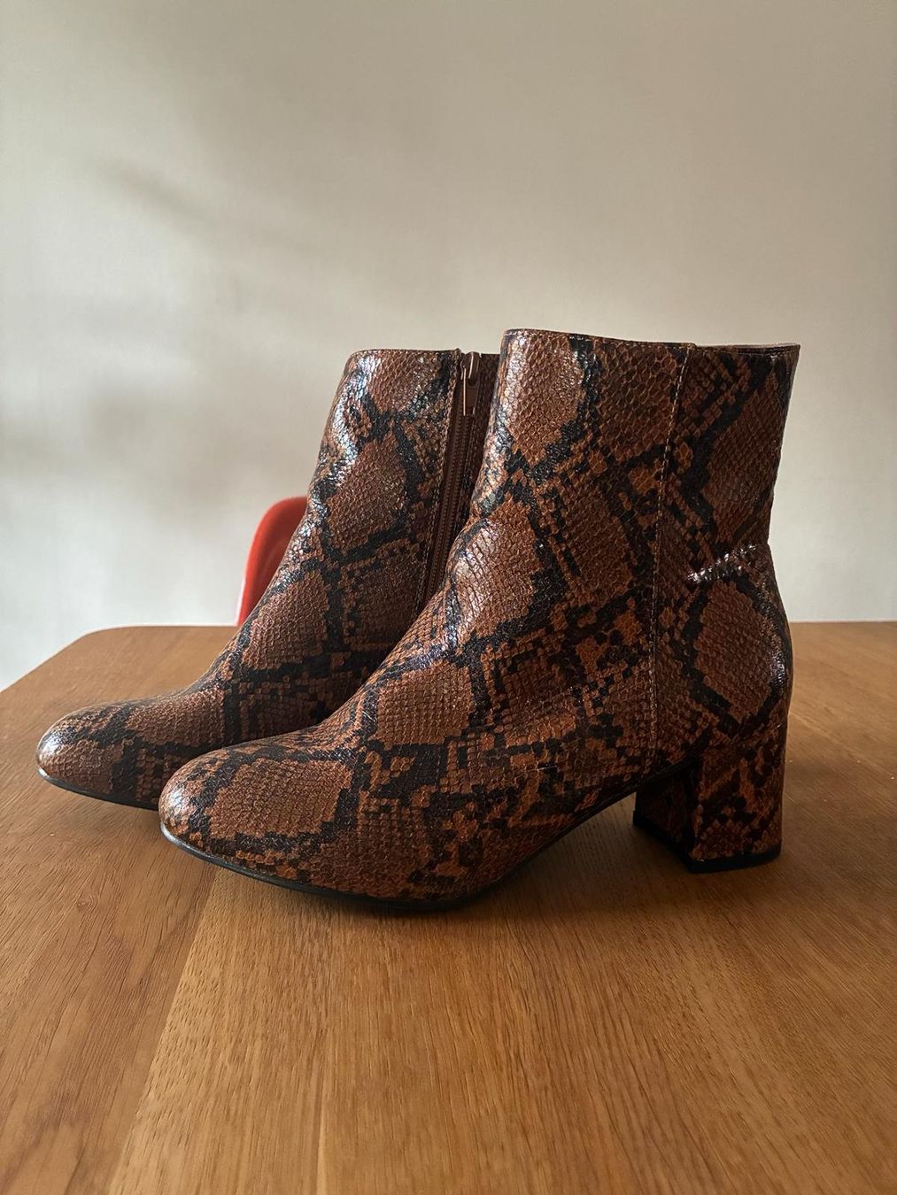 Scarpe da donna: Stiefeletten – Usato da Biel/Bienne venduto da taa-ku