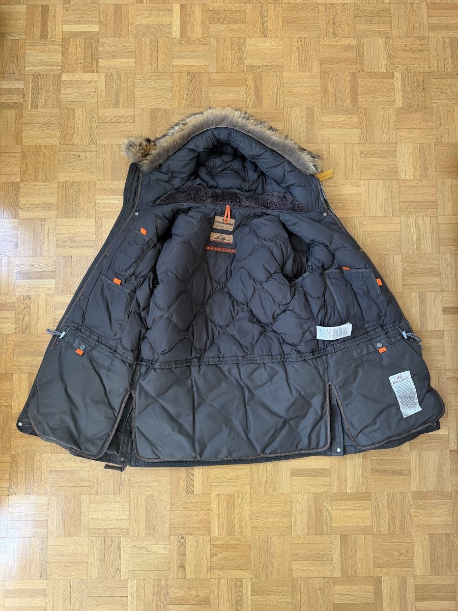 Parajumpers Giacche: Parajumpers Kodiak Man Padded Jacket – Usato da Geneve venduto da Linnebank 2