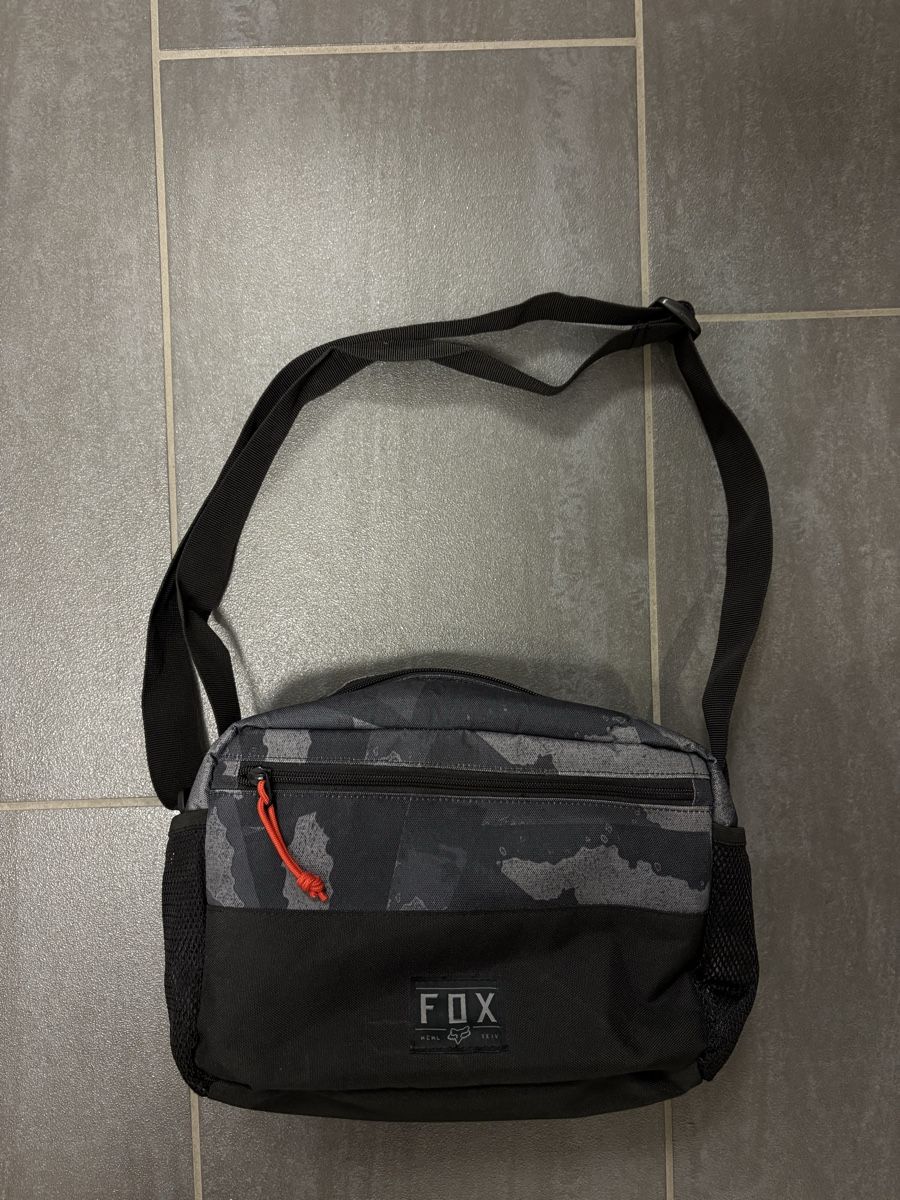 Fox Borse: Fox Racing Exploit Essential Messenger Bag Black – Usato da Rümlang venduto da svent 1