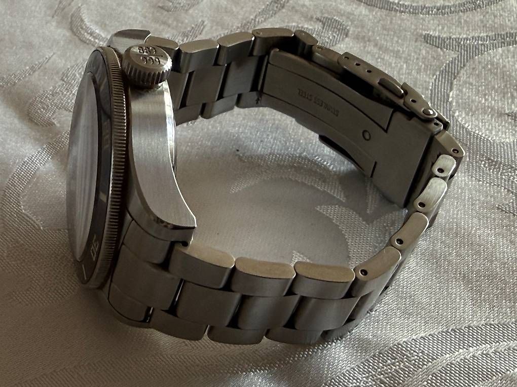 Montres: Swiss Military Hanowa – D'occasion à Basel par Sempre1 3