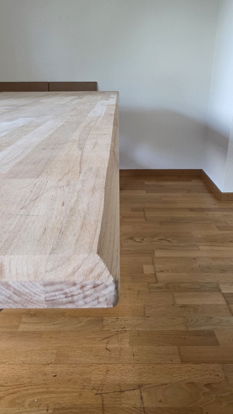 Tische: Massiver Holztisch einzigartiges Design – Gebraucht aus Zollikofen von martino05 3