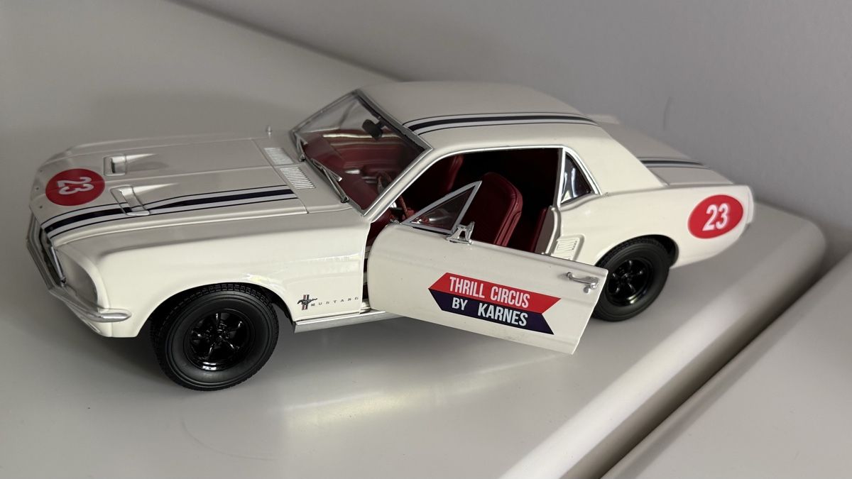 Ford Modellini d'auto: Ford Mustang Coupe 1967,Thrill Circus ! – Usato da Basel venduto da Zomeg 1