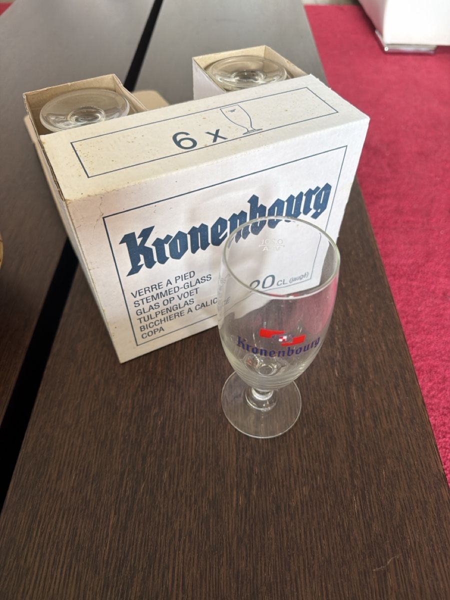 Bicchieri: 6 verres à bière Kronenbourg – Usato da Avry-sur-Matran venduto da Khatim
