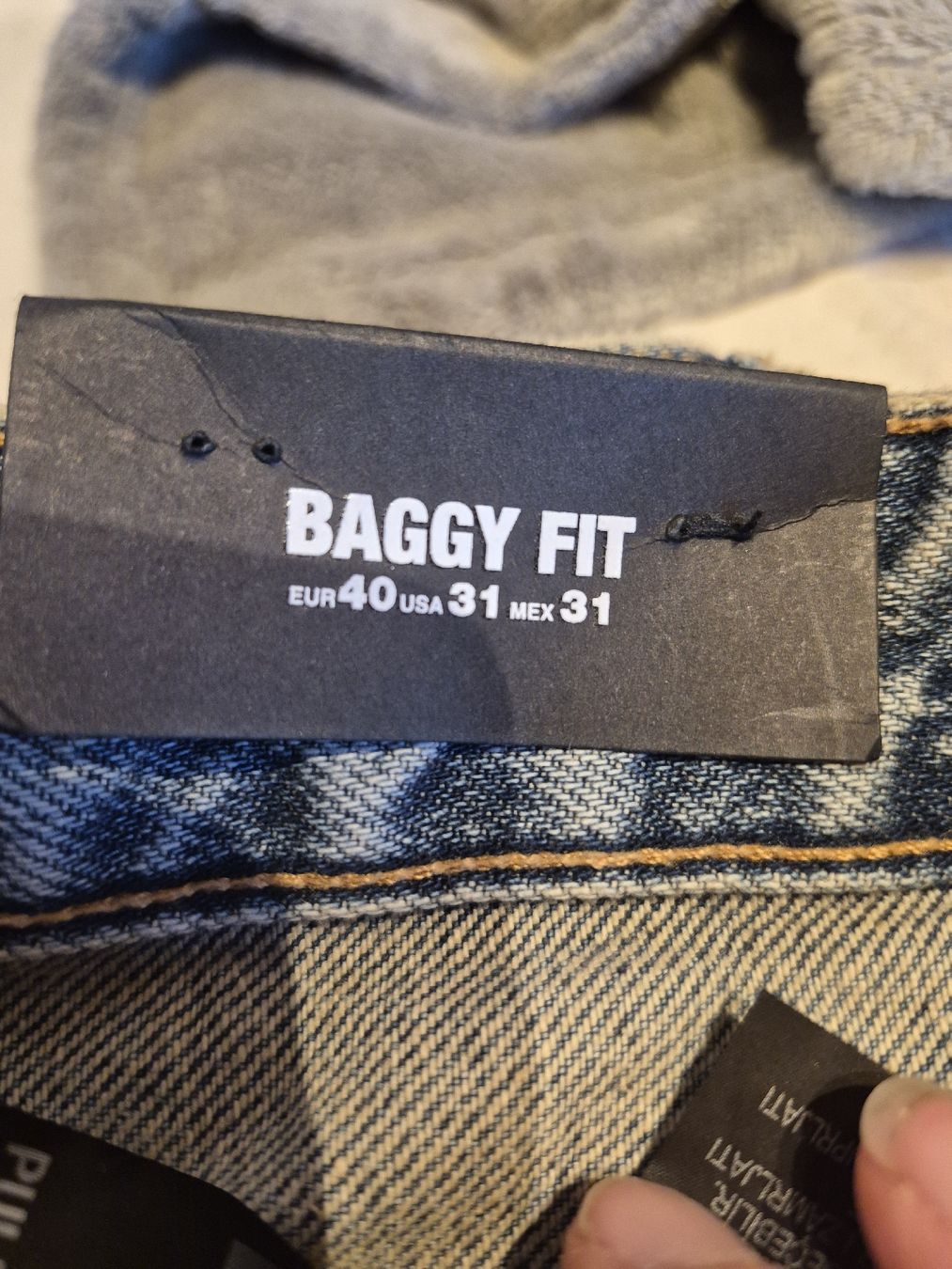 Pull&Bear Jeans: stwd Pull & Bear Baggy Jeans Gr. 40 – Neu (gemäss Beschreibung) aus Bargen BE von sem_n7h7 3