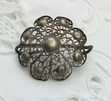 Antike Trachtenschmuck Brosche Blumenmuster filigran   Silbe