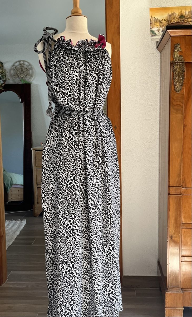 Kleider: Robe longue/ taille unique – Gebraucht aus Euseigne von so.ART 3