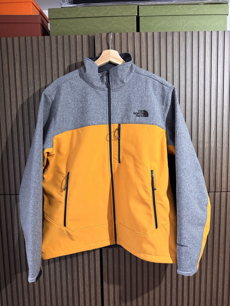 North Face Giacche: The North Face Men's Softshell Jacket L/G Yellow/Grey - Perf – Nuovo (secondo la descrizione) da Morschach venduto da bic_7kkl