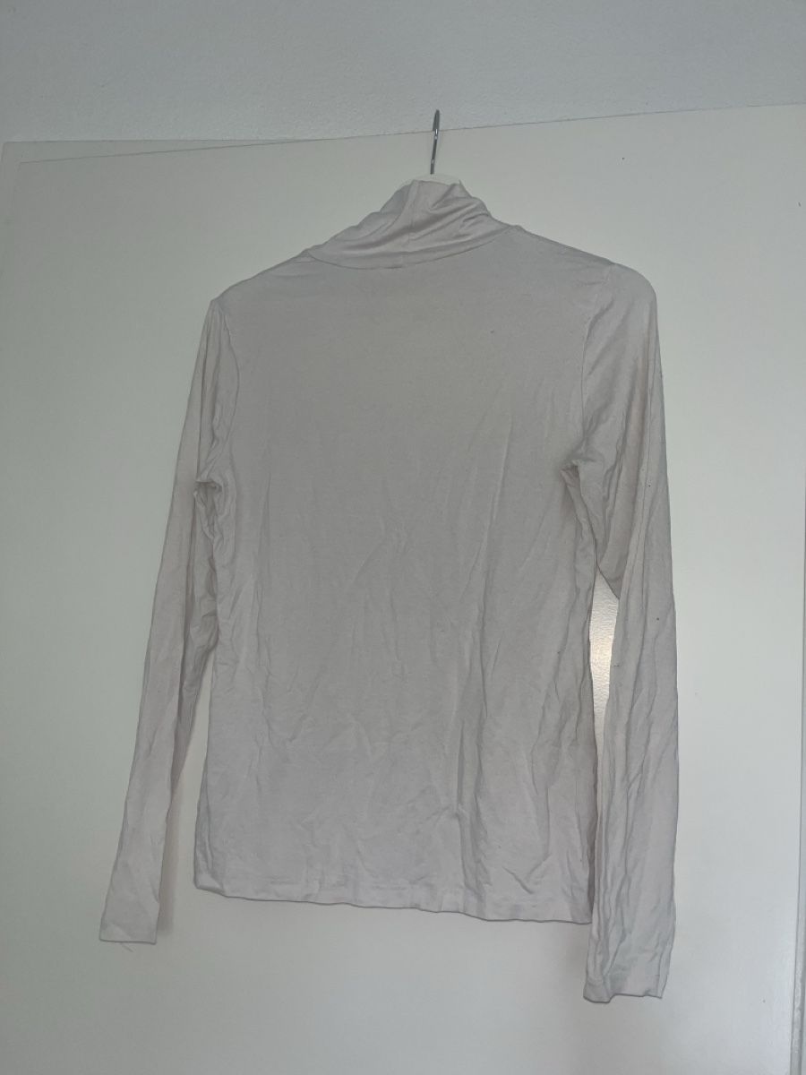 Asos Pulls & Sweat-shirts: Rollkragen Pulli Weiss Grösse 40 – D'occasion à Zürich par ant_pql9 1