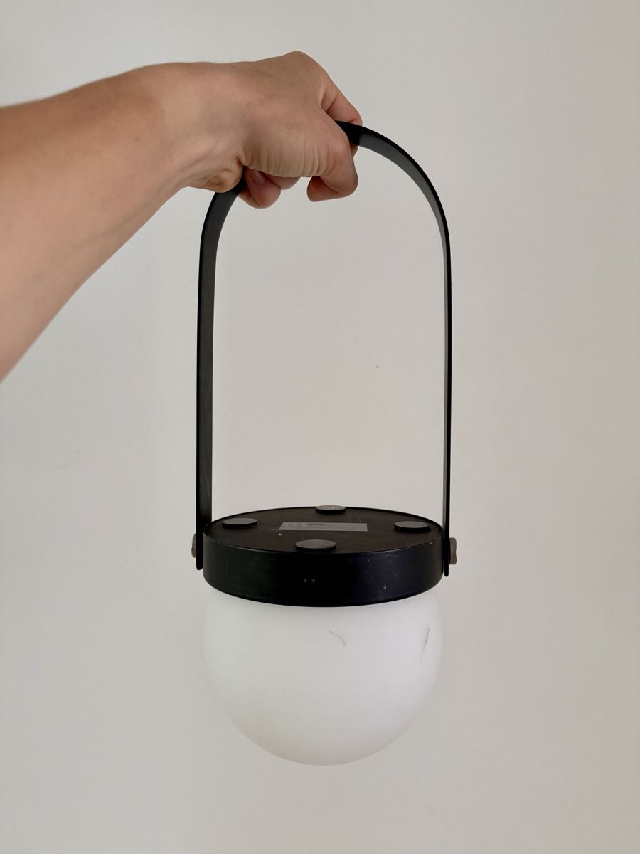 Lampade: LED Designer-Akkuleuchte – Schwarz – Usato da Zürich venduto da Lemurenfest 2