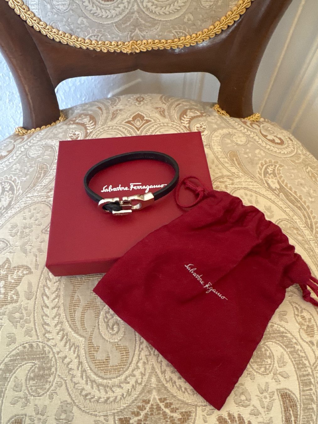Salvatore Ferragamo Bracciali & Braccialetti: Salvatore Ferragamo Leather Bracelet – Usato da Lausanne venduto da sjc_8xtb