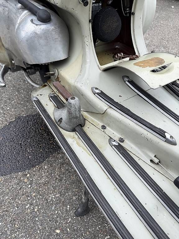 Scooter: Faro Basso Vespa – Usato da Männedorf venduto da GSgolfer 1
