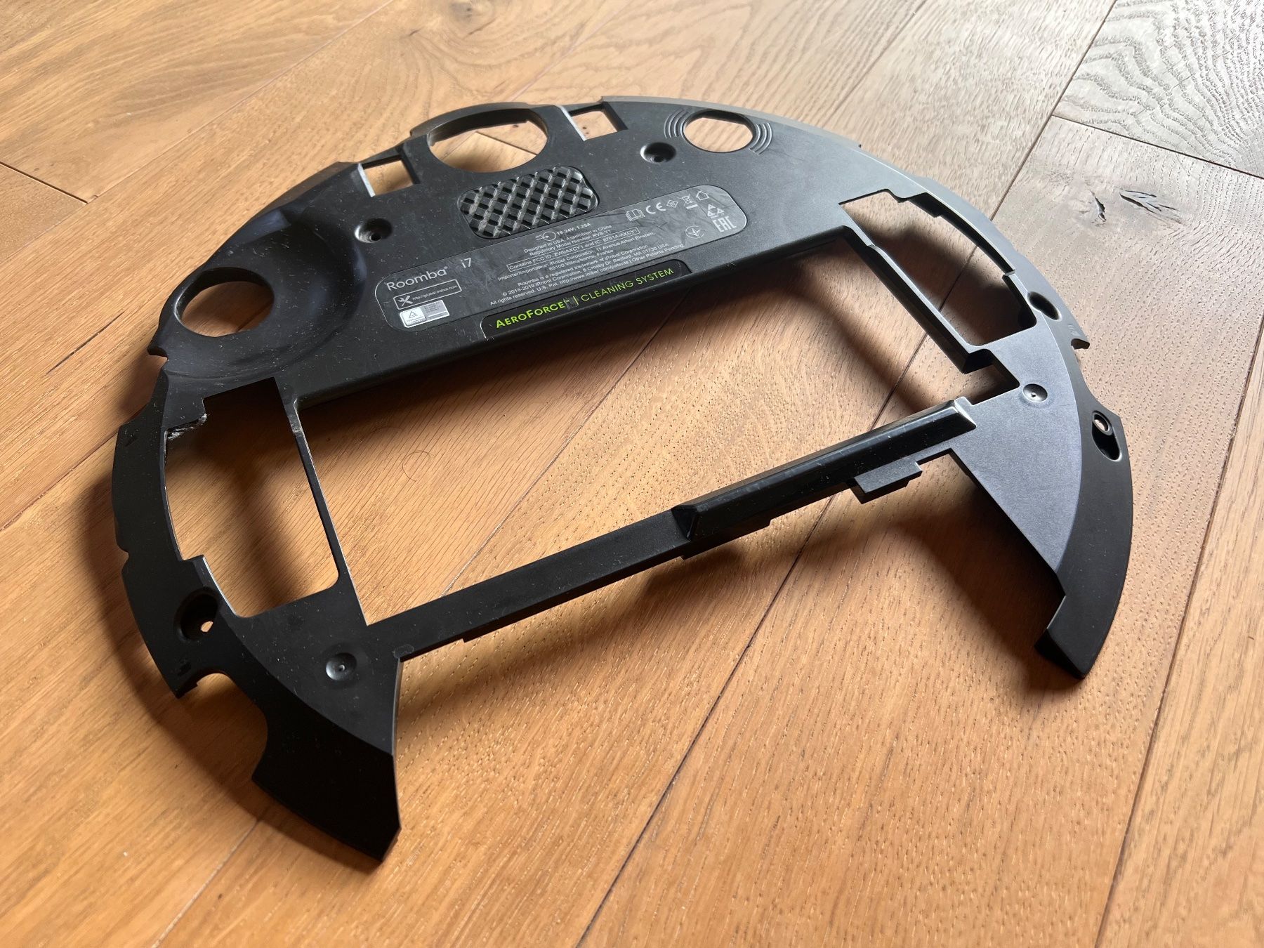 Irobot Aspirapolveri & Accessori: iRobot i7 Unterteil (Original) – Usato da Schlossrued venduto da Eliazar