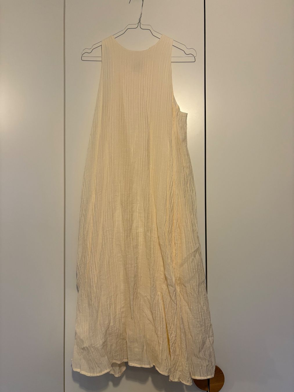 Cos Kleider: Kleid Weiss COS – Neu (gemäss Beschreibung) aus Zürich von petitgrenouille