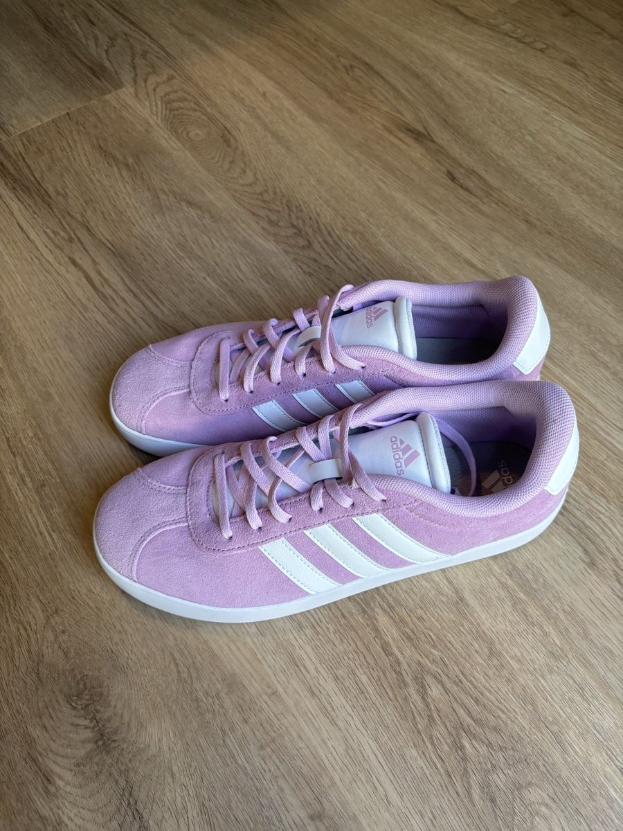 Scarpe da donna: Light pink/purple adidas size 39.5  – Usato da Zürich venduto da fra_f66n 1