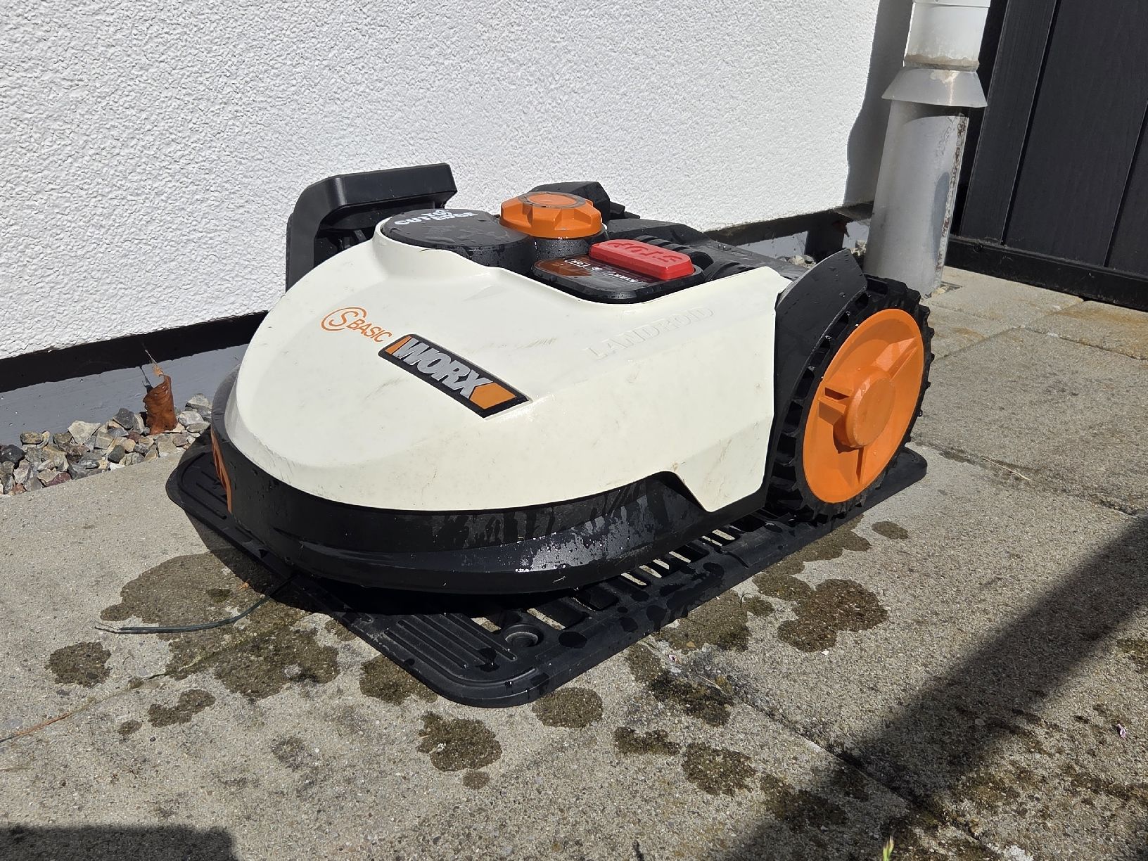 Worx Tagliaerba: Mähroboter WORX S Basic Landroid guter Zustand – Nuovo (secondo la descrizione) da Herisau venduto da mar_zrd5