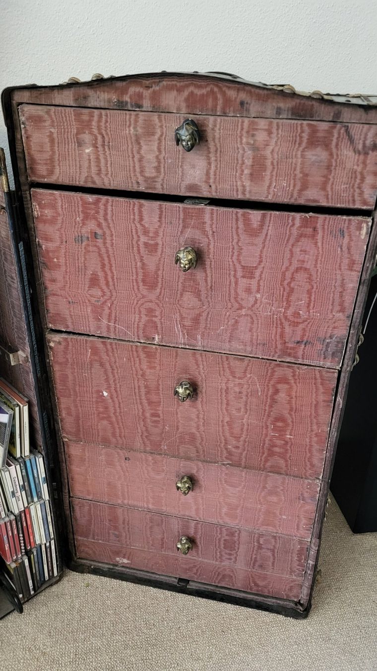 Hermès Valigie: Antiker Überseekoffer original vintage – Usato da Lyss venduto da Schrotthandel 1