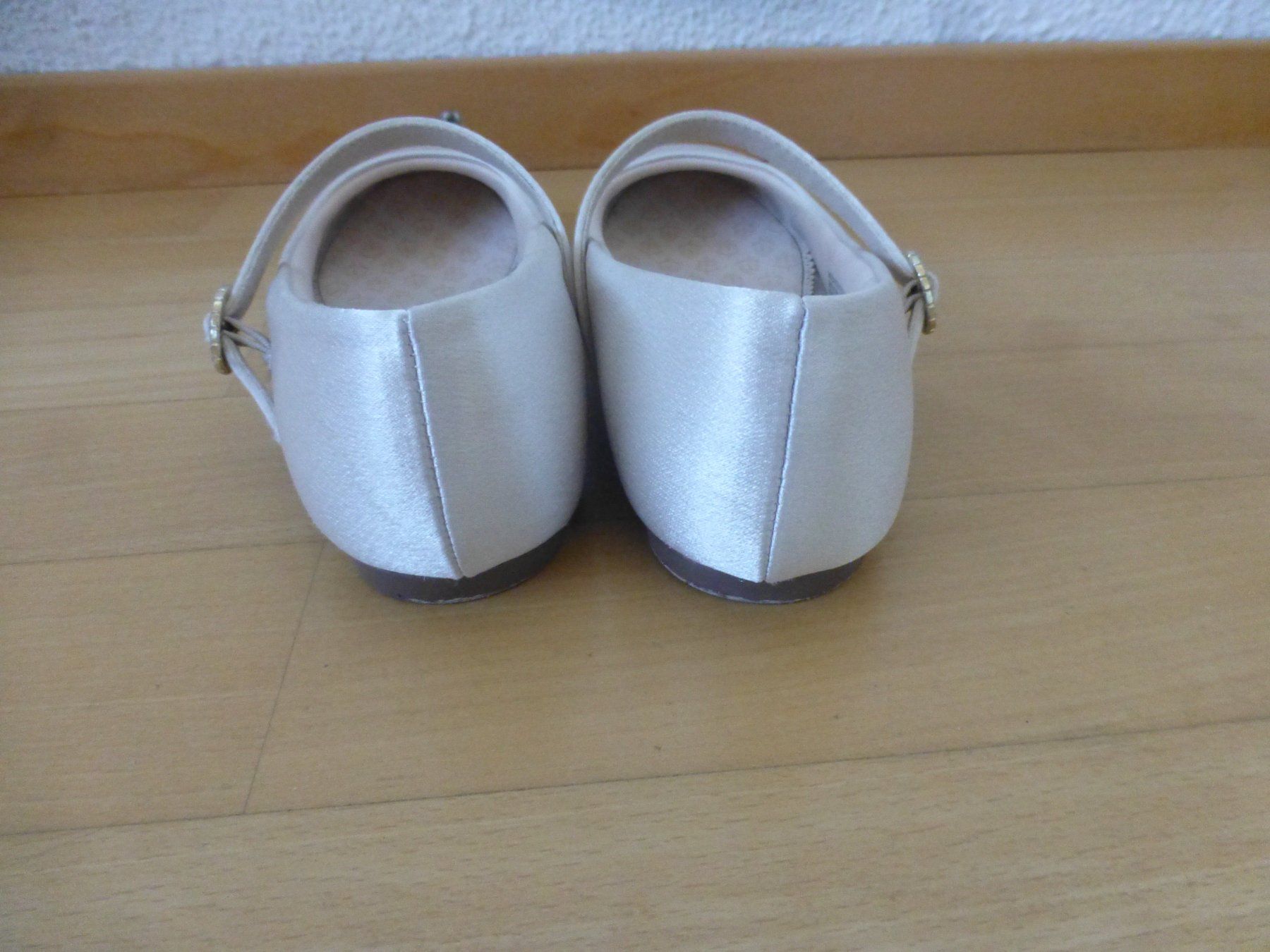 Scarpe per ragazze: Riemchenballerina von Next – Usato da Hergiswil NW venduto da annettelia 1
