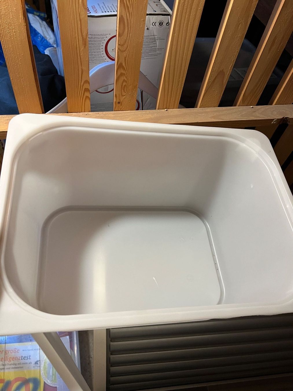 Ikea Scaffali: IKEA Trofast storage unit white with bins used condition – Usato da Zürich venduto da tinalum 1