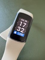 Fit bit Charge 5