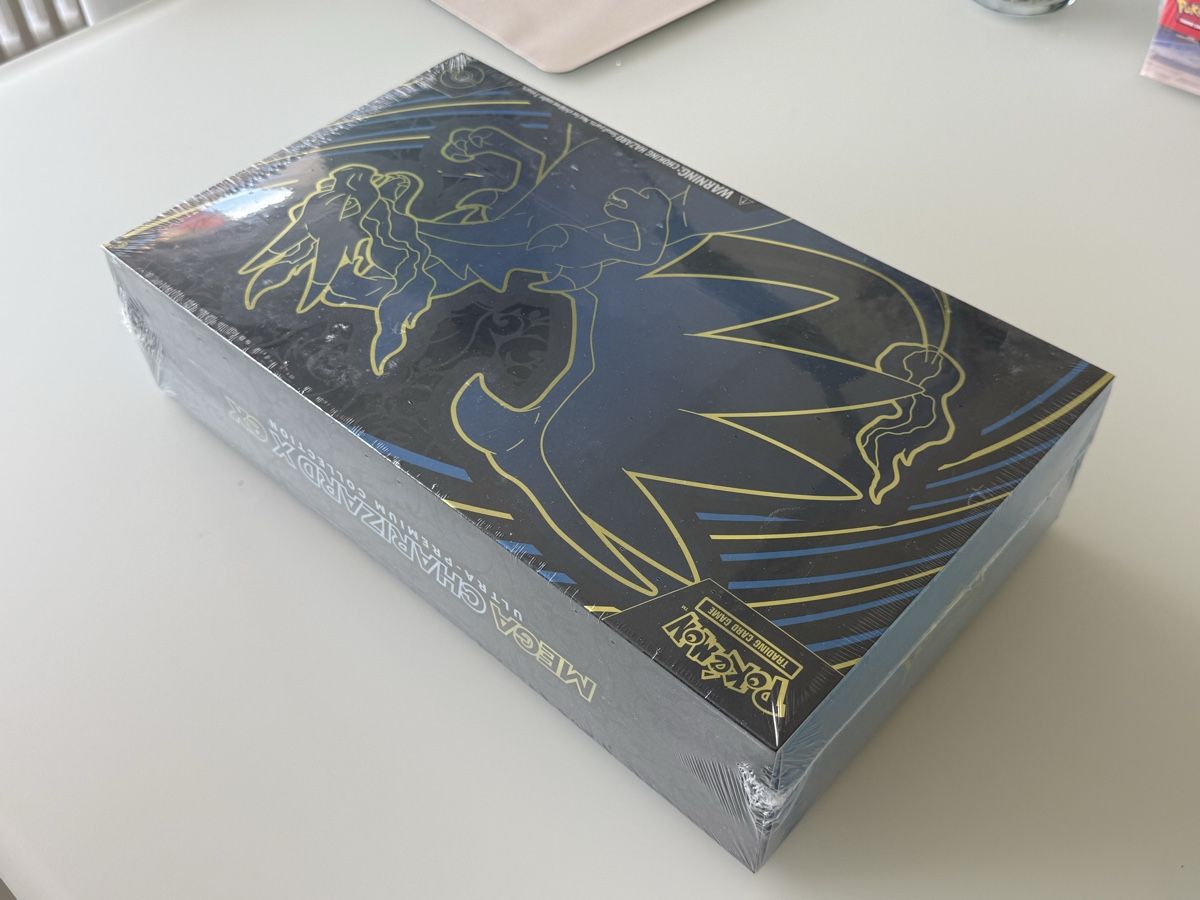 Pokémon Carte collezionabili: Sealed Pokémon Ultra Premium Charizard Collection – Nuovo e nell'imballaggio originale da Basel venduto da FrozenFire 1