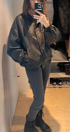 Dunkelbraune Kunstlederjacke Gr. XS Bershka oversized
