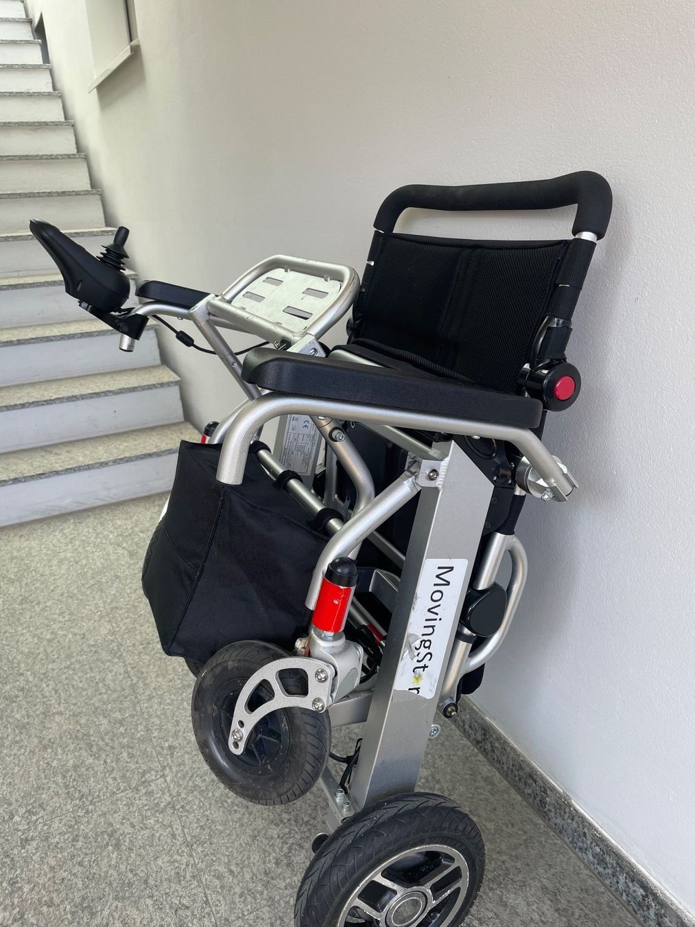 Chaises roulantes: Elektrorollstuhl – D'occasion à Russikon par Sunneschie79 4