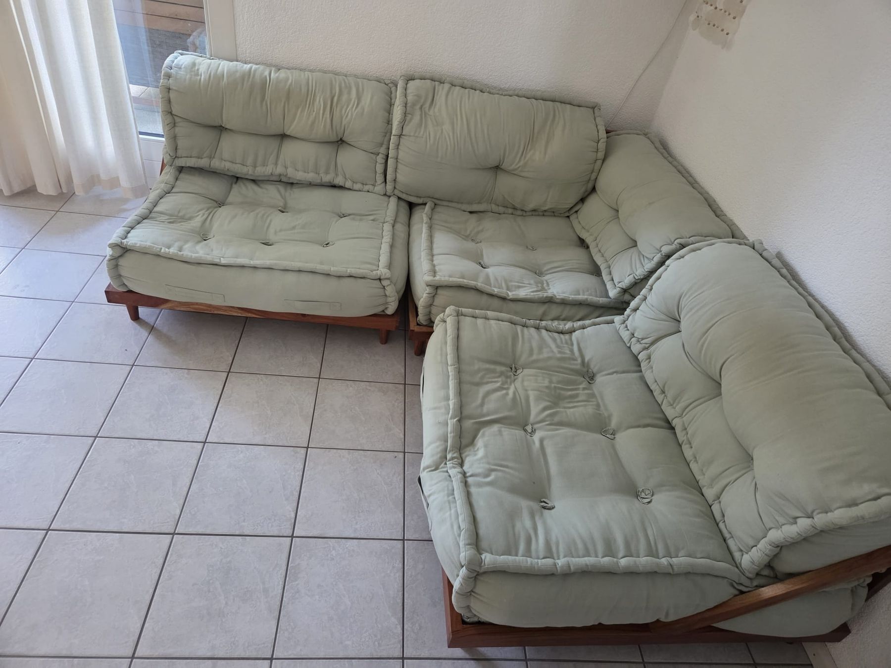 Sofas: Palettenartiges Sofa von Sklum – Gebraucht aus Schönenbuch von sop_n7zd 1