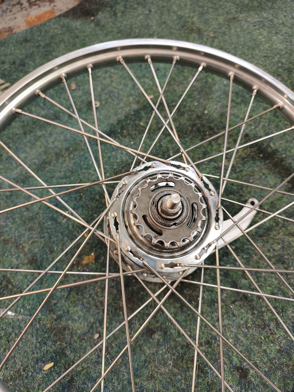 Pneumatici & Ruote complete: 19" Rücktritt Radsatz – Nuovo (secondo la descrizione) da Münchwilen TG venduto da Denso33