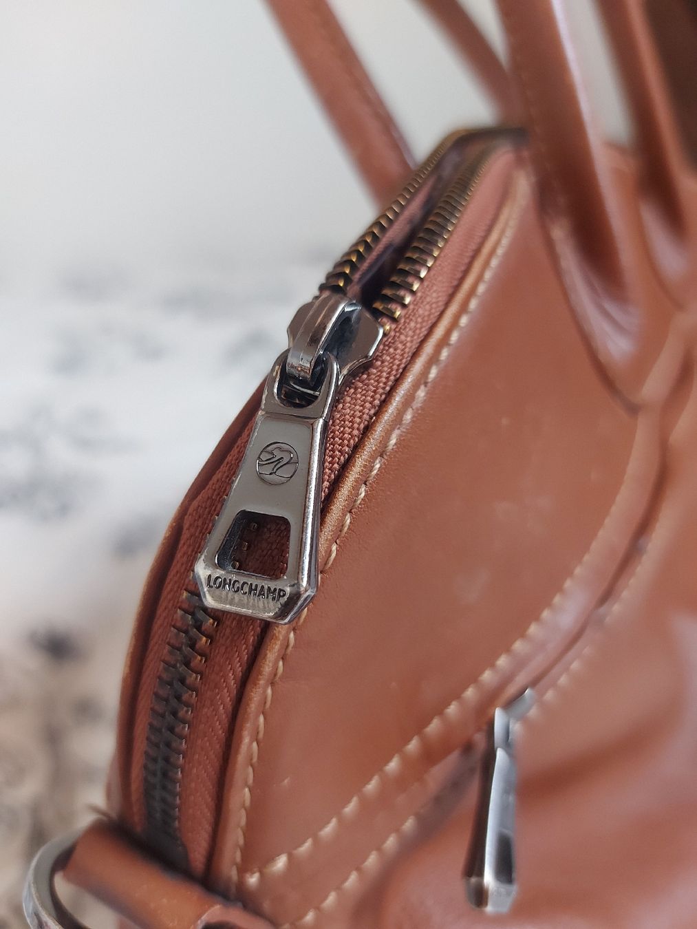 Longchamp Borse da donna: Sac à main Longchamp en cuir – Usato da Lausanne venduto da Super-cerise 3
