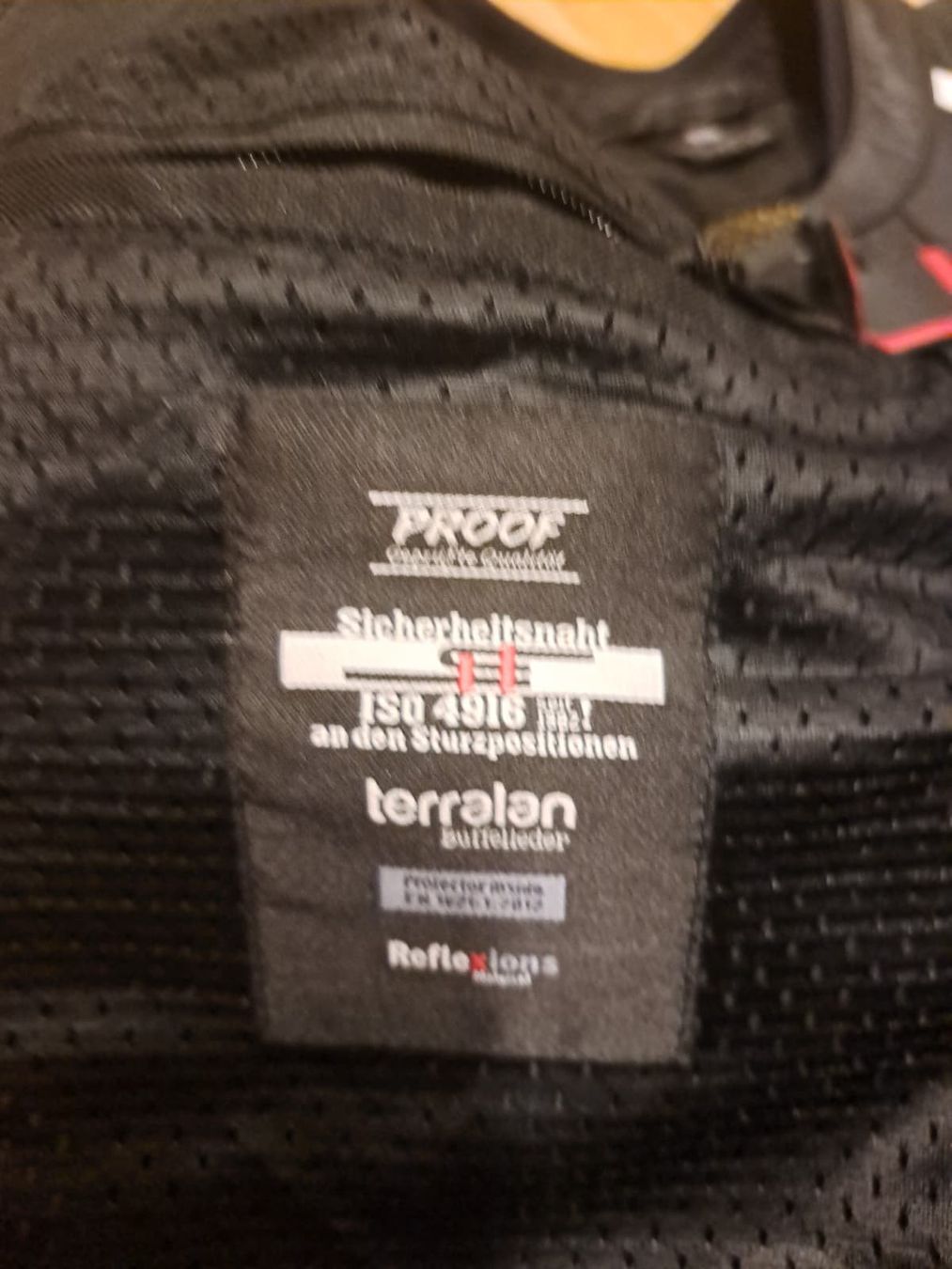 Completi: 2-teilige Echtlederkombi ProBiker XL – Usato da Ittigen venduto da udonno2000 4