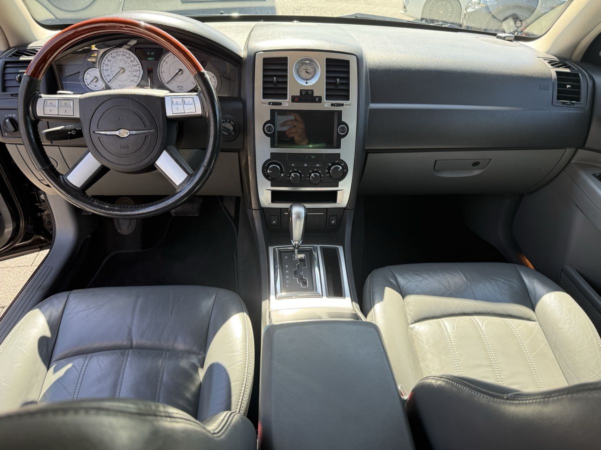 Chrysler Automobili: Chrysler 300C Touring 3.5 V6 – Usato da Bösingen venduto da Demoda 9