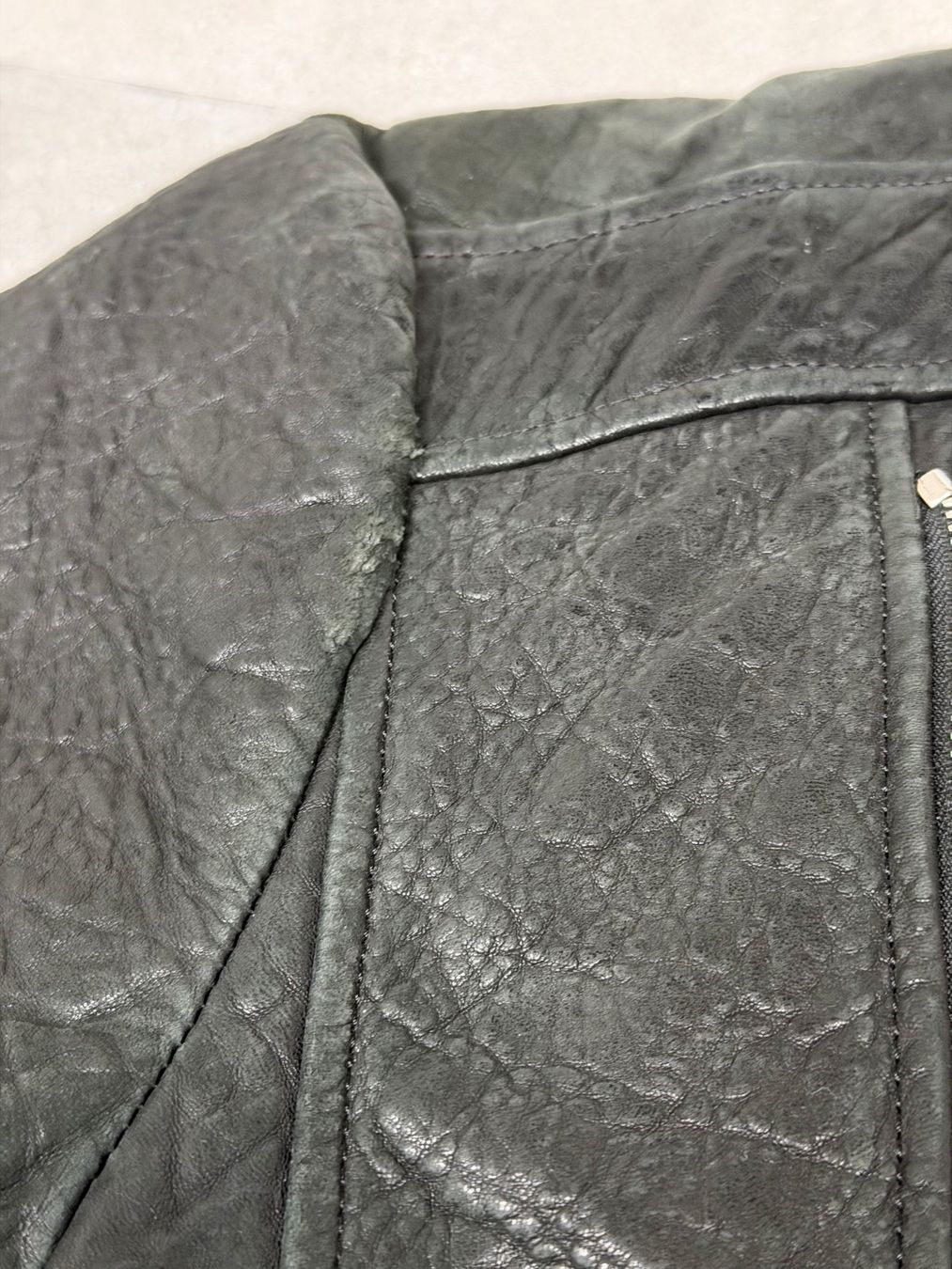 Balmain Jacken: Balmain FW18 Double-Zip Quilted Lambskin Biker Jacket – Gebraucht aus Biel/Bienne von sami0788480082 7