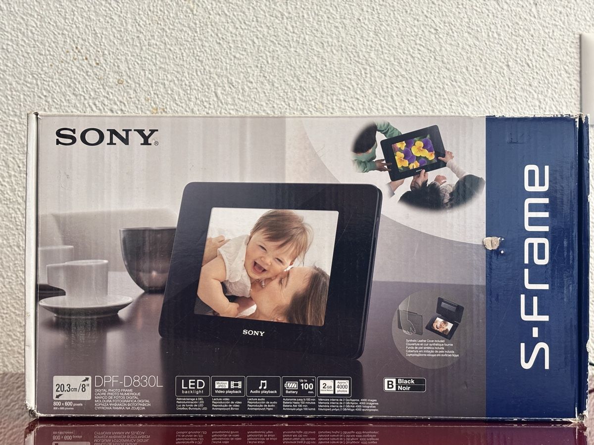 Sony Monitor: Sony DPF-D830L S-Frame 8” Digitaler Bilderrahmen – Usato da Immensee venduto da avs_hd9m 1