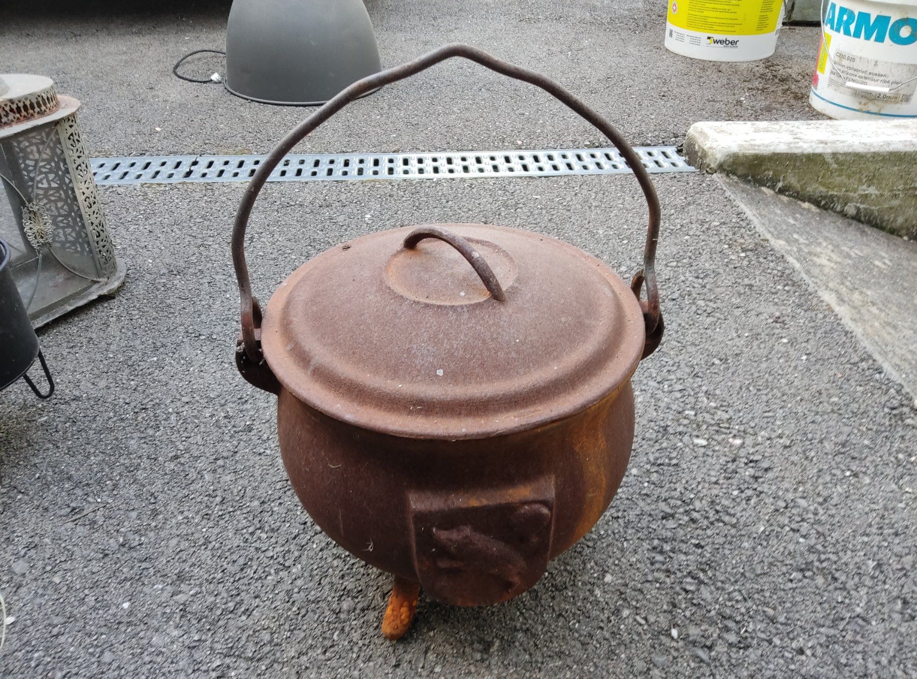 Blumentöpfe: Ancien chaudron – Gebraucht aus Vicques von prairie0809
