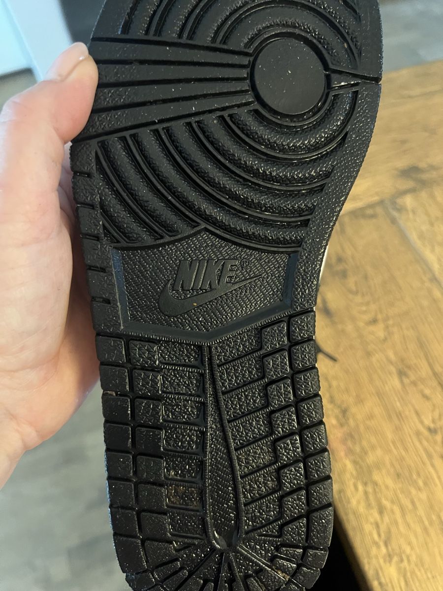 Jordan Herrenschuhe: Air Jordan 1  Retro high balck/white – Neu (gemäss Beschreibung) aus Horgen von Baroseda 2