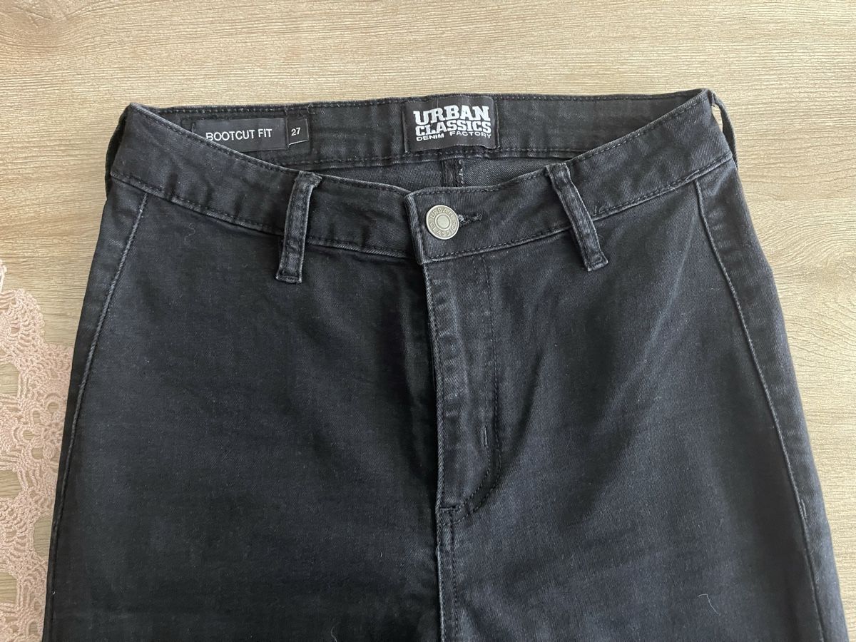 Jeans: Urban Classics Jeans, Grösse 27, Bootcut – Usato da Meikirch venduto da Hilfe_Waisentiere 1
