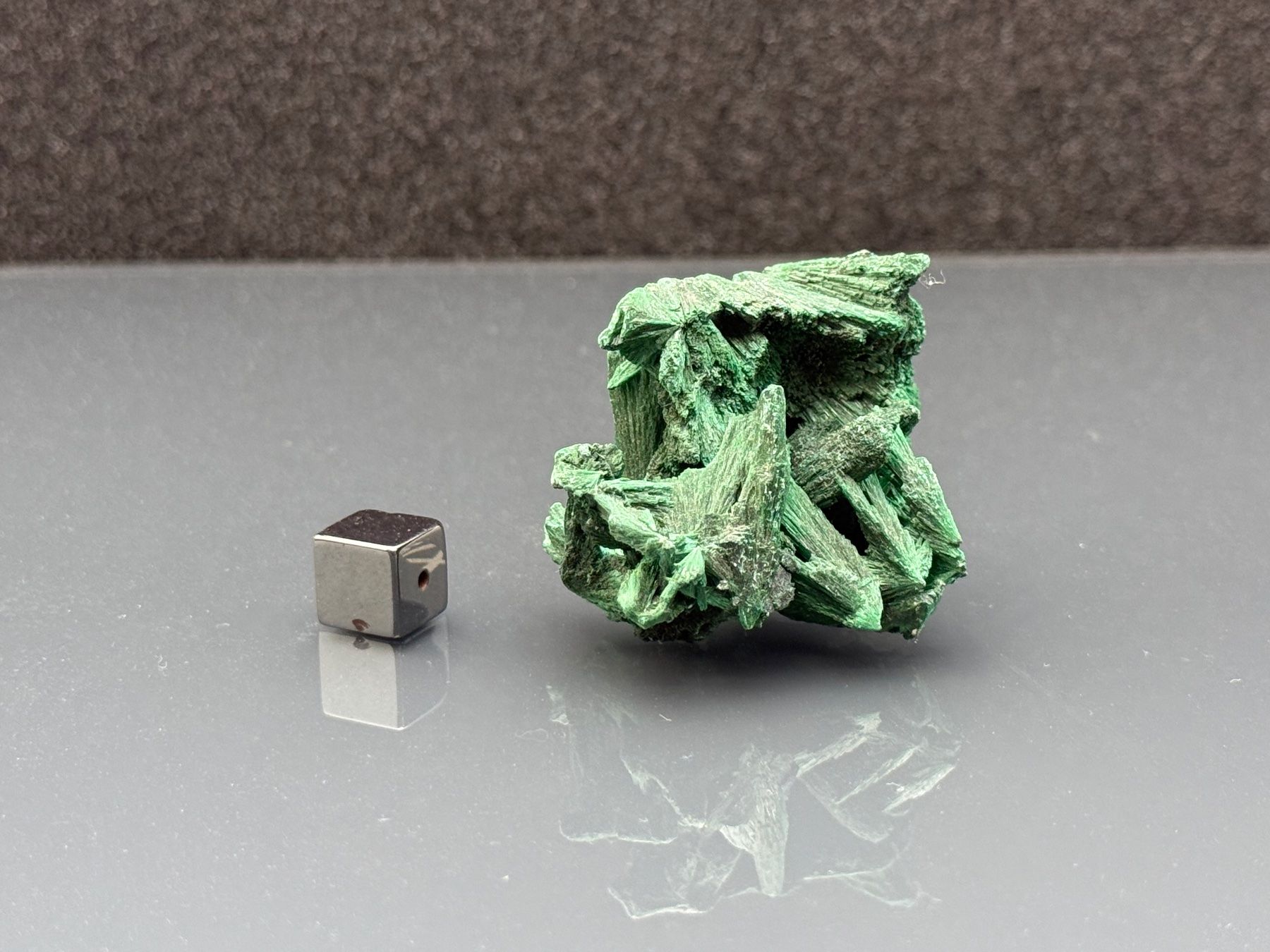 Minerali & Pietre curative: Malachit Kristall - Mineral – Usato da Vésenaz venduto da RMShop 2