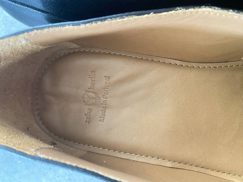 Chaussures hommes: Slipper Herrenschuhe Grösse 42 – D'occasion à Effretikon par ivo_btd6 2