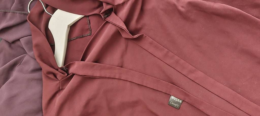 Maglioni & Felpe: 2x Khimar mit Ärmeln  Büra Çaraf – Usato da Basel venduto da ukhtyy 4