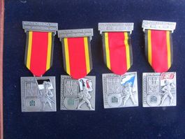 4 X Feldschlösschen Stich - Banner ZH - FR - NW - BL - BS