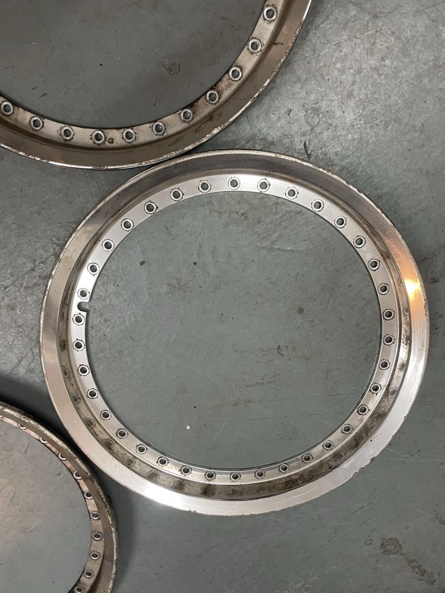 Work Wheels Cerchioni: Work Aussenbetten 17” – Usato da Sirnach venduto da MotionModular 4