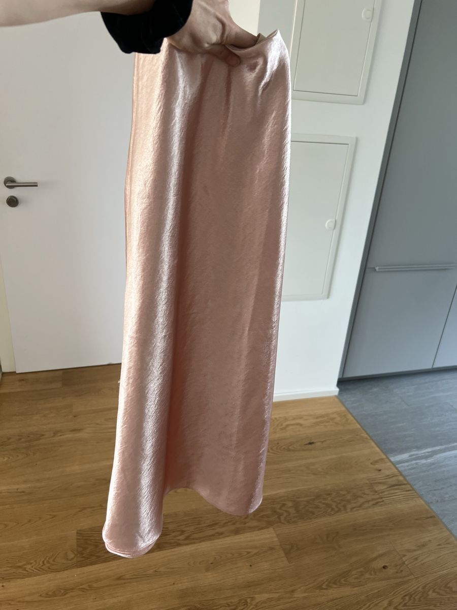 S.Oliver Röcke: S.Oliver Black Label, Gr. 36, pink, Satin – Gebraucht aus Zürich von Neeshasophie 1