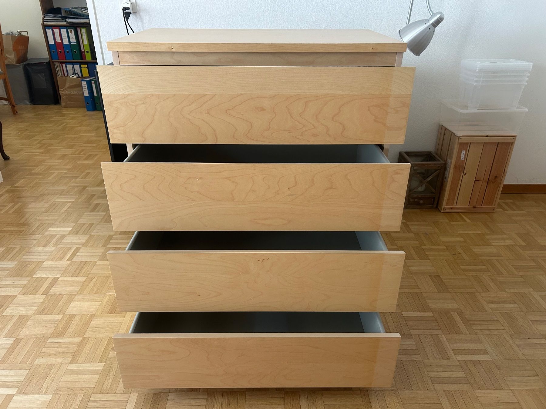Ikea Cassettiere: IKEA MALM Kommode 4 Schubladen Birke – Usato da Basel venduto da max_dxb7