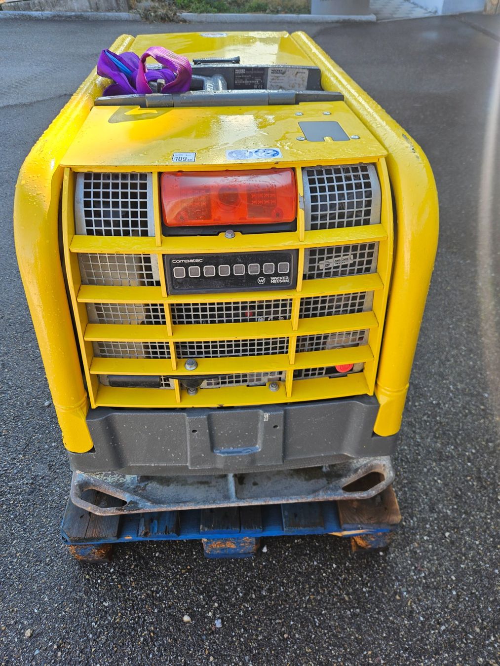 Wacker Neuson Tutte le macchine: Wacker Neuson Fibroplatte / Rüttelplatte DPU80rLec770 – Usato da Degersheim venduto da Schnusi7 4